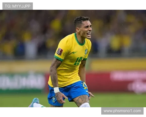 拉菲尼亚:巴西球员不自律的刻板印象已经过时 曾一度考虑放弃足球 拉菲尼亚:巴西球员不自律的刻板印象已经过时 曾一度考虑放弃足球